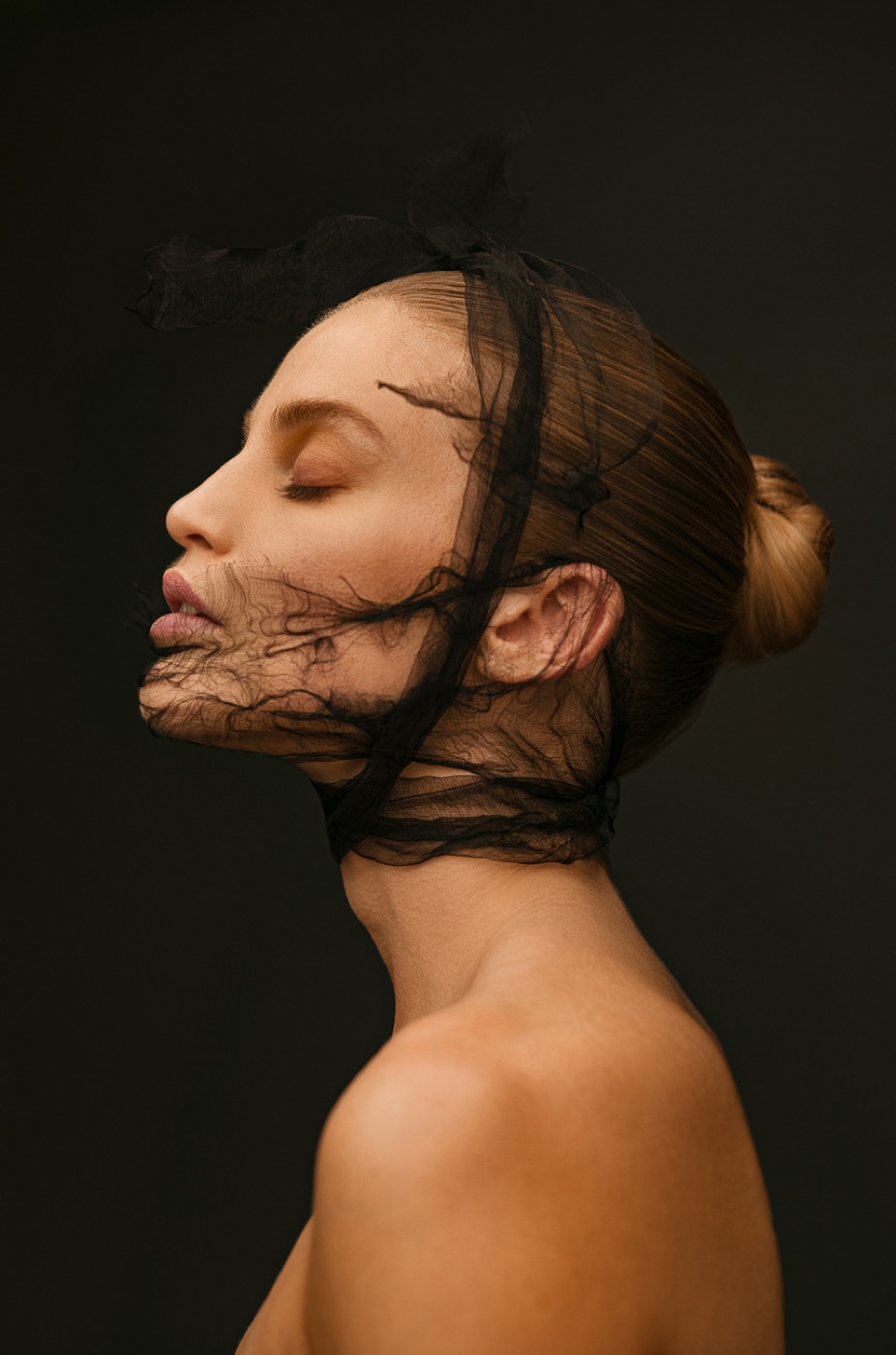 Editorial hair and make-up in black and white, black tulle veil across the skin, photography Rahi Rezvani