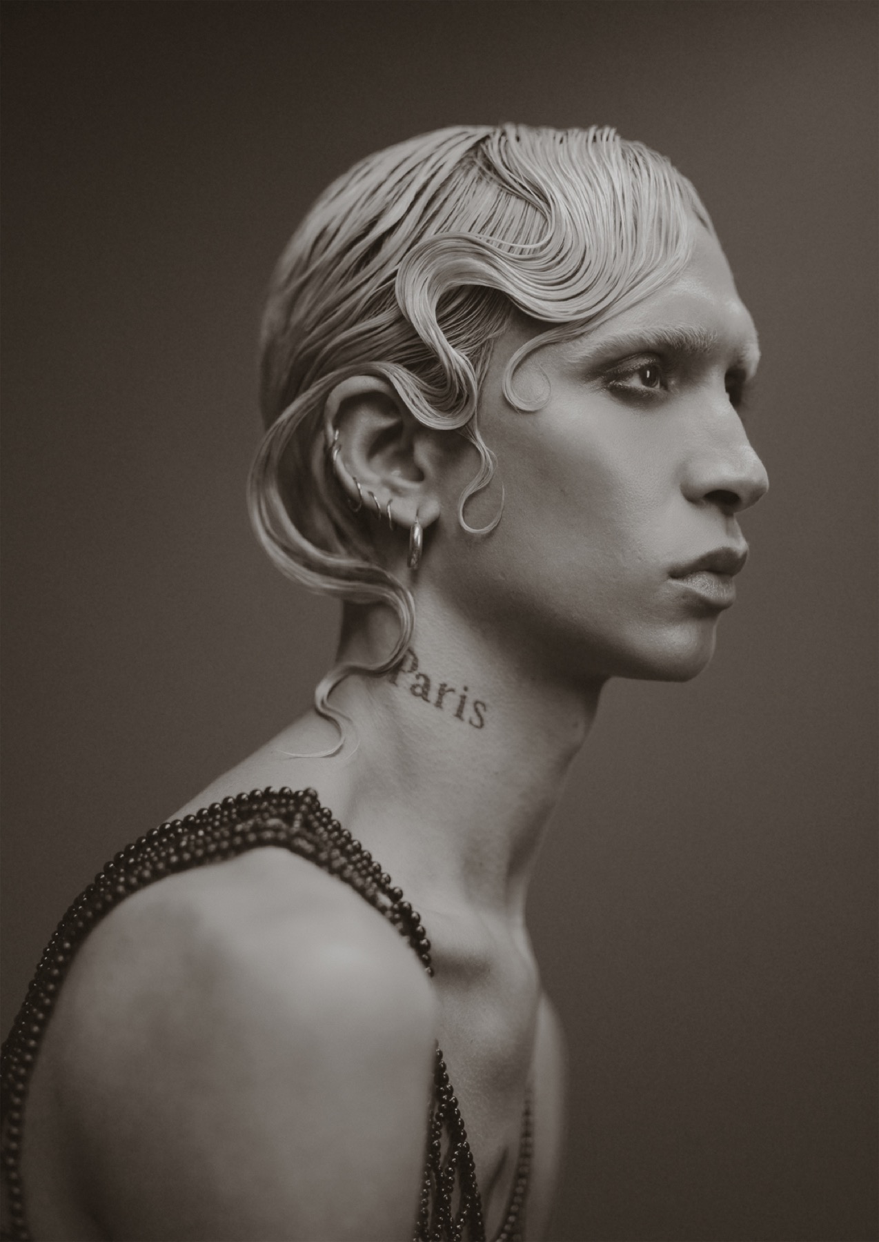 Hair editorial in black-and-white, androgynous finger-wave, photography Rahi Rezvani